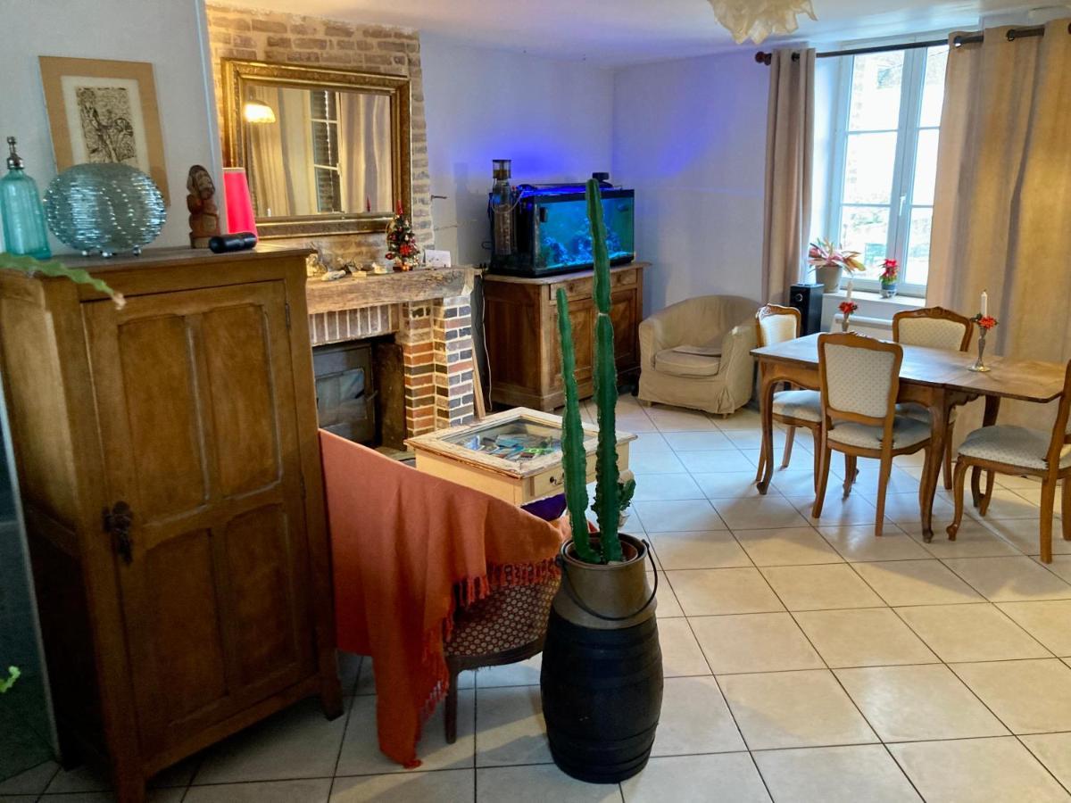 L Annonce N Est Pas D Actualite Ne Pas Prendre De Reservation Villa Saint-Fargeau  Bagian luar foto