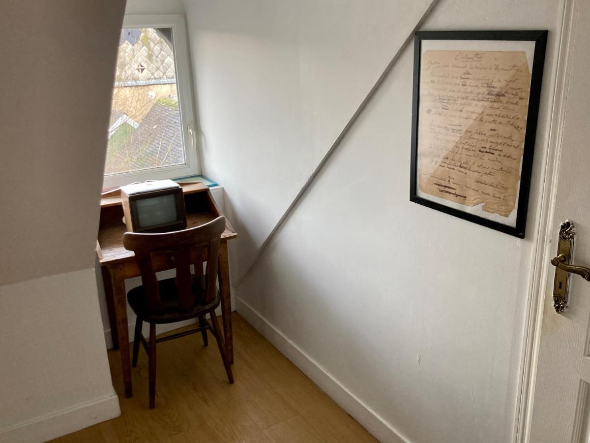 L Annonce N Est Pas D Actualite Ne Pas Prendre De Reservation Villa Saint-Fargeau  Bagian luar foto