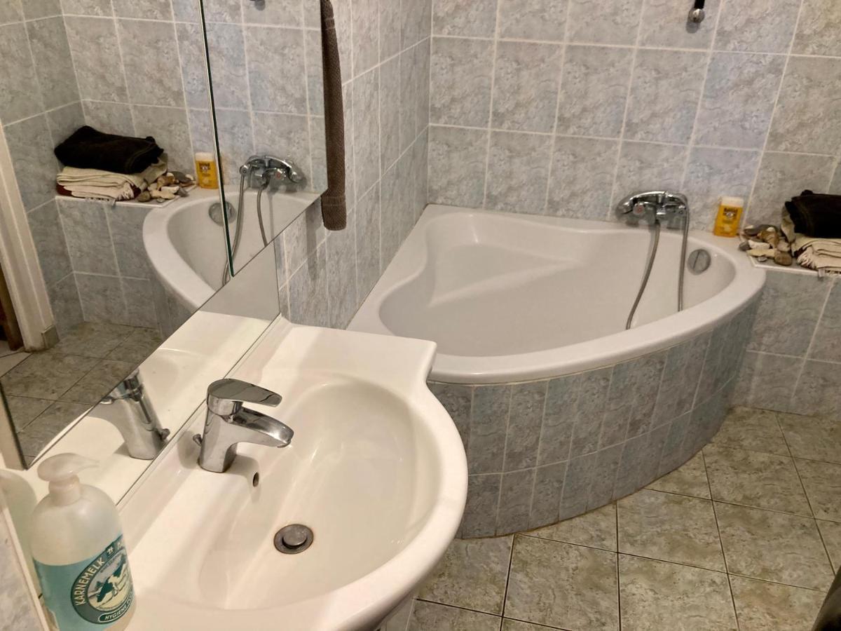 L Annonce N Est Pas D Actualite Ne Pas Prendre De Reservation Villa Saint-Fargeau  Bagian luar foto